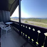 2-bedroom With Balcony & Fireplace! *