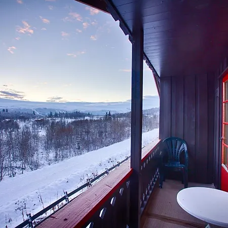 2-bedroom With Balcony & Fireplace! * Beitostolen