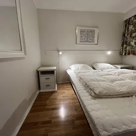 2-bedroom With Balcony & Fireplace! Beitostolen