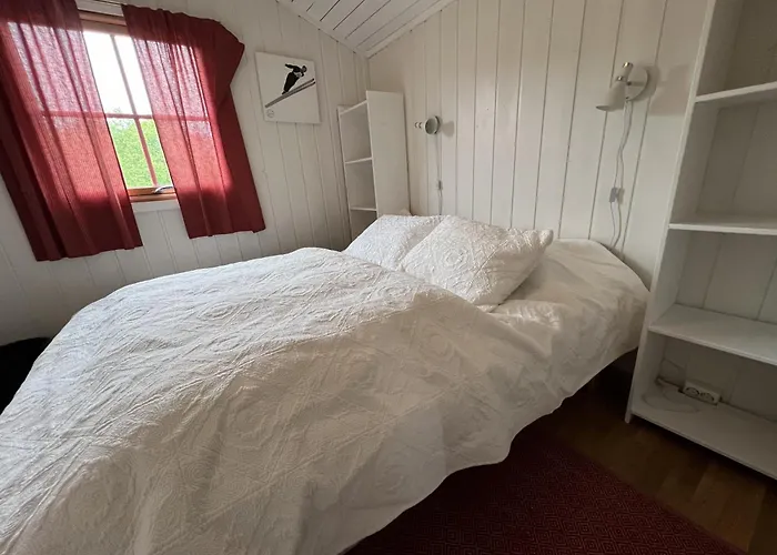 2-bedroom With Balcony & Fireplace! 公寓