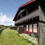 2-bedroom With Balcony & Fireplace! Appartamento *