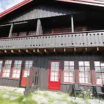 2-bedroom With Balcony & Fireplace!