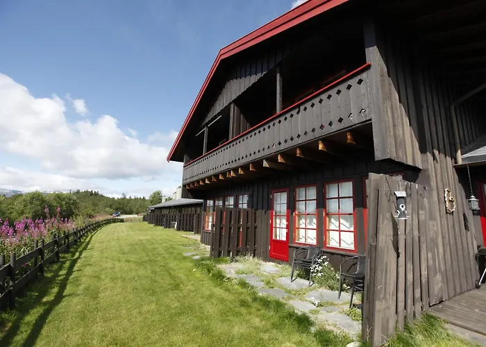 2-bedroom With Balcony & Fireplace! Daire *
